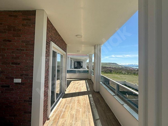 Van Gölüne Nazır: Kesintisiz Göl Manzaralı Lüks Villa - Görsel 8