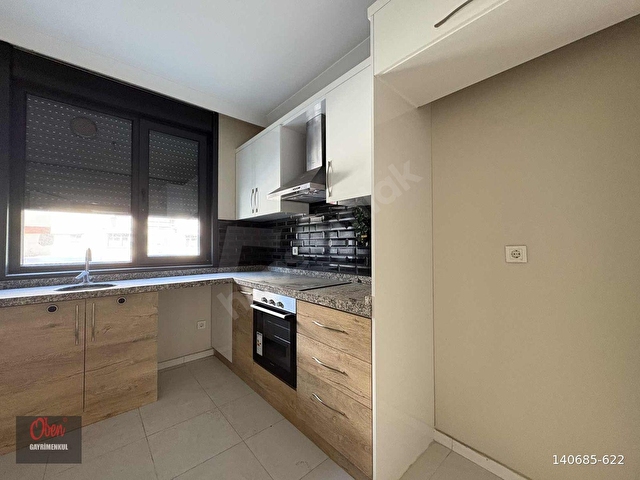 Emin Alipaşa Caddesinde Marmaray Sahile yakın 2+1 75 m² net - Görsel 8