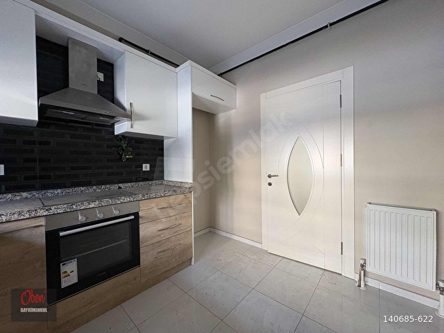 Emin Alipaşa Caddesinde Marmaray Sahile yakın 2+1 75 m² net - Görsel 11