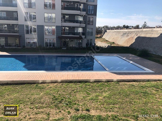 BERK EMLAKTAN AYRANCILARDA  HAVUZLU GÜVENLİ SİTEDE KİRALIK DAİRE - Görsel 2