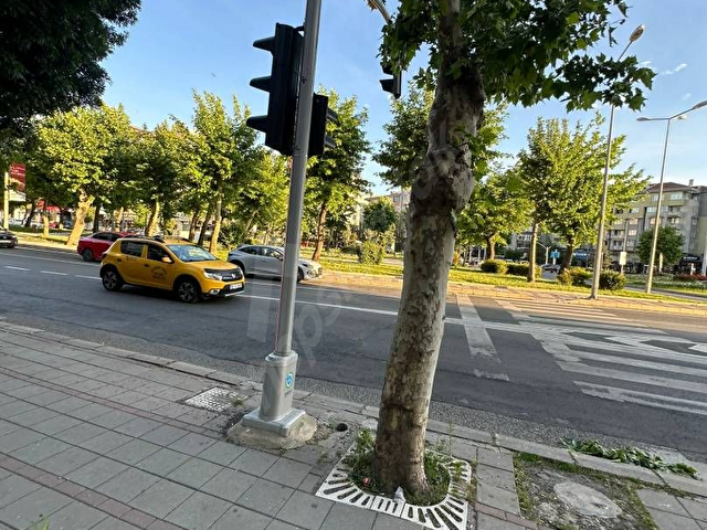 Sahibinden Kiralık Çarşının Göbeğinde-Avukat,SMM,Doktor Vb. Uygun - Görsel 7