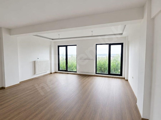 BOĞAZ MANZARASIYLA HUZURLU BİR YAŞAM 2+1 VİLLA