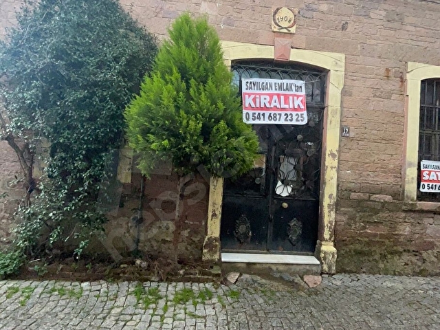 AYVALIK MERKEZ’DE KİRALIK KÖŞE BİNA - Görsel 2