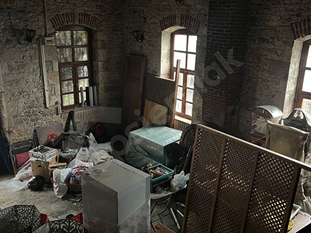 AYVALIK MERKEZ’DE KİRALIK KÖŞE BİNA - Görsel 9