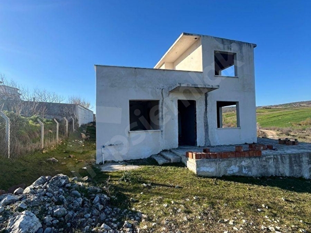 NAİPLİ MAH.DE KABASI BİTİK DURUMDA 685M2 SATILIK ARSA - Görsel 6