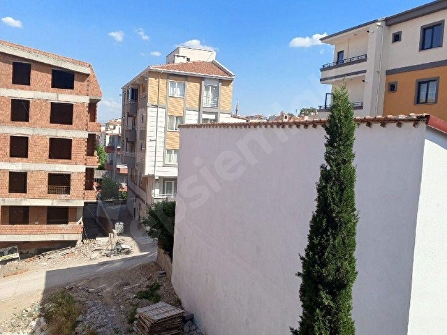 DINKÇİLER MAHALLESİNDE PERŞEMBE PAZARI KARŞISI KİRALIK EŞYALI TERASLI 1+1 DAİRE - Görsel 15
