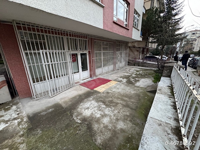 Kiralık Merkezi Konumda Boş Dükkan / Depo - Görsel 2