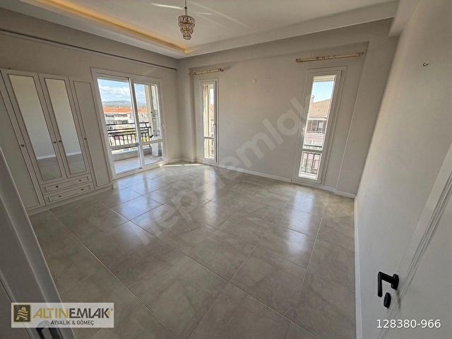 AYVALIK 150 EVLER MAH. KİRALIK 3+1 DOĞALGAZLI 160 M2 DAİRE - Görsel 21
