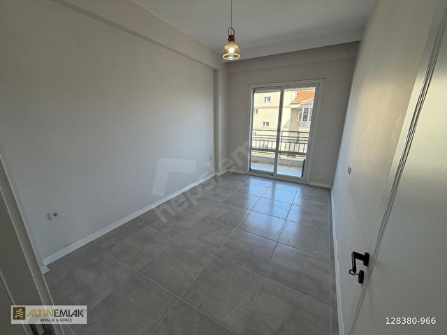 AYVALIK 150 EVLER MAH. KİRALIK 3+1 DOĞALGAZLI 160 M2 DAİRE - Görsel 27