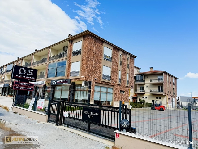 AYVALIK 150 EVLER MAH. KİRALIK 3+1 DOĞALGAZLI 160 M2 DAİRE