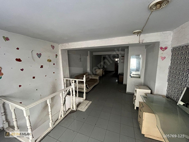 BAKIRKÖY MERKEZDE KİRALIK 3 KATLI İŞ YERİ - Görsel 16