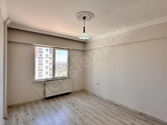 AKKENT MERKEZDE KİRALIK 3+1 MASRAFSIZ DAİRE - Görsel 13