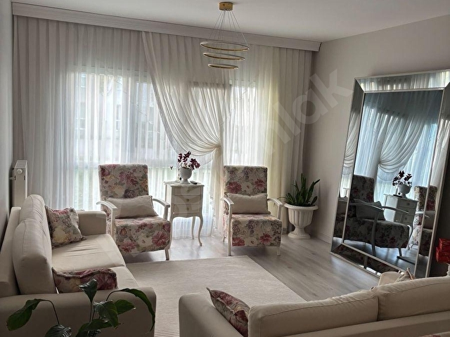 BAŞAKKENT GÖLET EVLERİNDE PEYZAJ CEPHELİ SATILIK TEMİZ 2+1 DAİRE