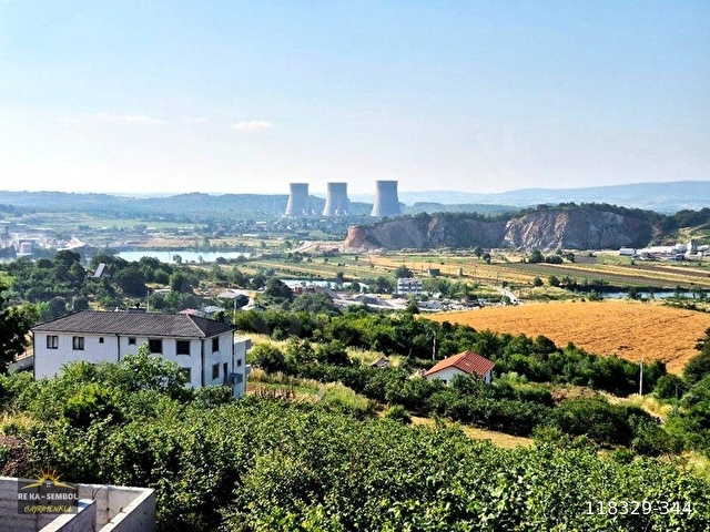 SAKARYA ADAPAZARI GÖKTEPE MAHALLESİNDE SATILIK ARSA