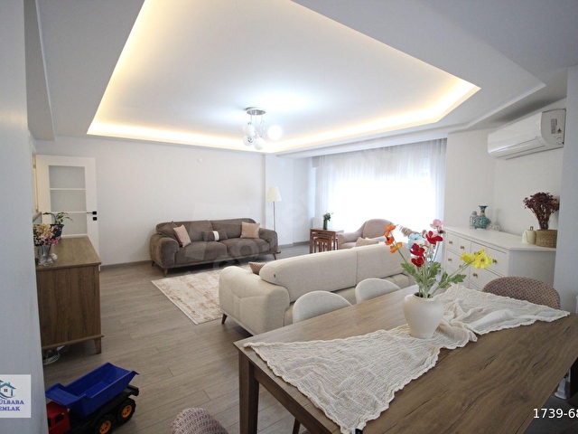 GÜLBABA EMLAKTAN YAYLA MERKEZDE 4 YILLIK BİNADA 3+1 KÖŞE DAİRE - Görsel 3