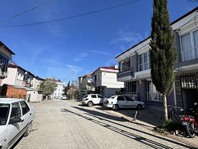 EMİNELLER EMLAKTAN TAŞKALE MH 3+1 MERKEZ KONUM - Görsel 2