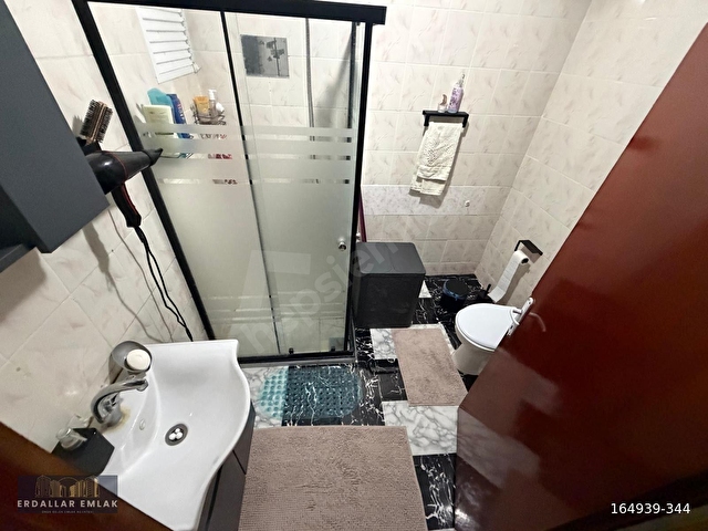Keçiören Karargahtepe Mahallesi Atış Caddesi Rençber Sokakta Giriş Kat Ön Cephe Yatırıma Uygun Daire - Görsel 17