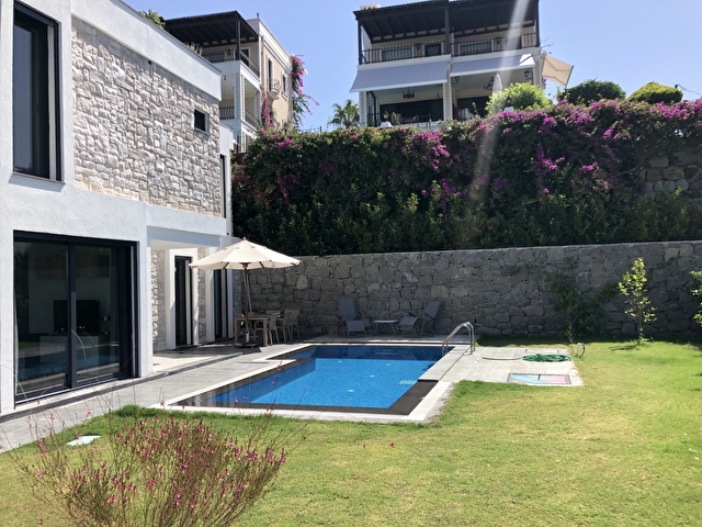 Bodrum Yalikavak Yillik Kiralik Deniz Manzarali Esyali Villa 110877 1406 Hurriyet Emlak