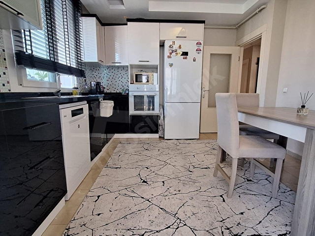 AKDENİZ MAH. GENİŞ 3+1 SATILIK DAİRE - Görsel 18