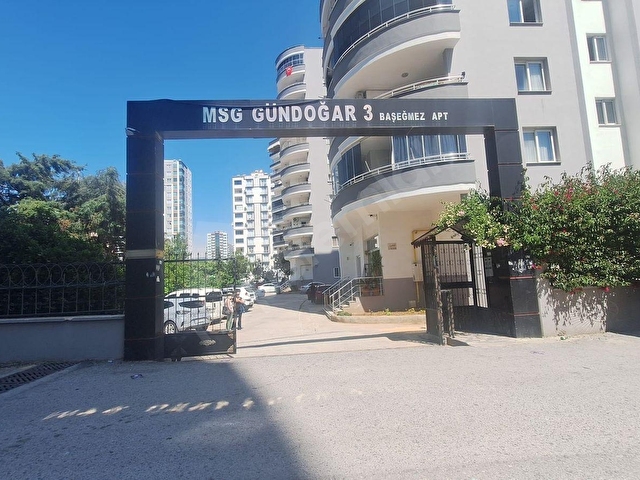 AKDENİZ MAH. GENİŞ 3+1 SATILIK DAİRE - Görsel 2