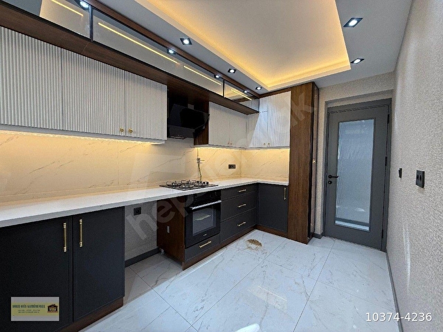 KOLEJ OFİS GAY.DEPREM YÖNETMELİĞİNE UYGUN DOĞALGAZLI SATILIK DAİRE - Görsel 2