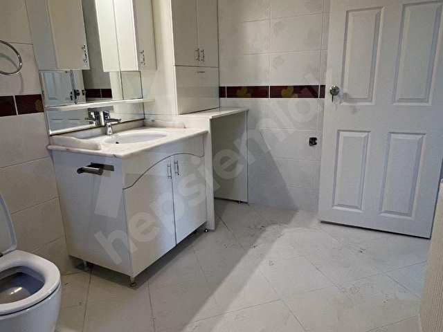 İZMİT BAĞÇEŞMEDE FULL DENİZ MANZARALI 6+1 KİRALIK VİLLA - Görsel 28