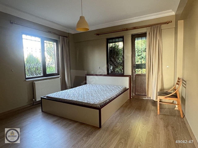 İZMİT BAĞÇEŞMEDE FULL DENİZ MANZARALI 6+1 KİRALIK VİLLA - Görsel 13
