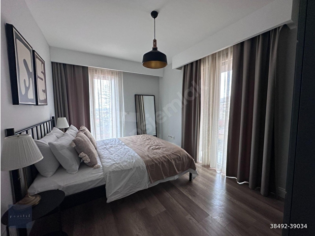 Zekeriyaköy Adatepe Sitesi Mobilyalı 4+1 Şık Bahçe Dubleksi - Görsel 9