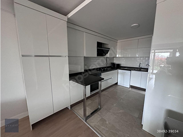 Zekeriyaköy Adatepe Sitesi Mobilyalı 4+1 Şık Bahçe Dubleksi - Görsel 4