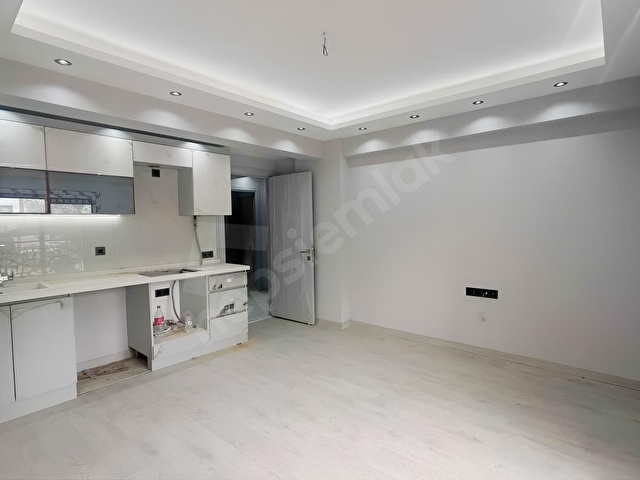 BUCA MENDERES MAHALLESİNDE SIFIR 2+1 YERDEN ISITMALI LÜKS DAİRE - Görsel 4