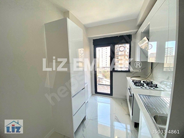 BOSTANCIDA KAPANMAZ MANZARALI BALKONLU 90m2. 2+1 SATILIK DAİRE - Görsel 13