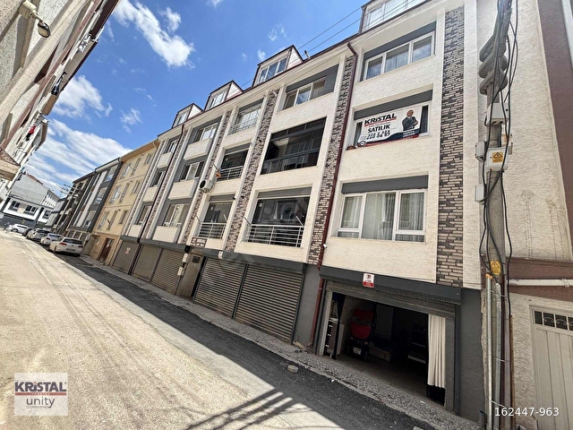 ŞİRİNTEPEDE ÖZEL GARAJLI 2+1 ASANSÖRLÜ ARA KAT SATILIK DAİRE - Görsel 3