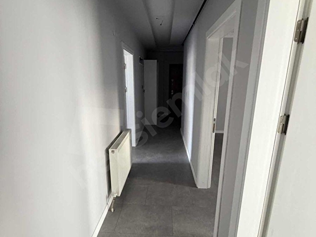 ŞAHLAN EMLAKTAN KİRALIK ÇARŞIDA ARAKAT DAİRE - Görsel 13