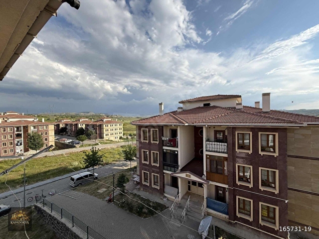ÜRGÜP Toki konutları nda SATILIK 2+1 Daire - Görsel 5