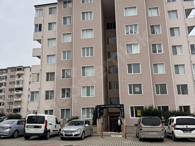 100,YIL MAH.ÖZGÜR SİT 2. KAT ÖN CEPHE 3+1 DAİRE - Görsel 2