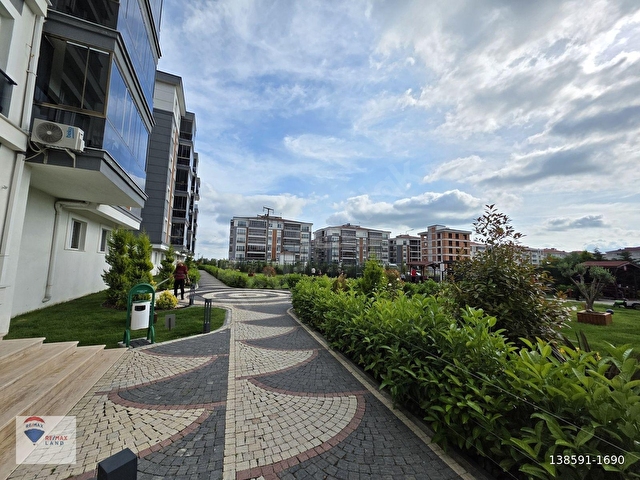 REMAX LANDDAN ŞELALE PARK 2DE HAVUZ CEPHE KİRALIK 3+1 DAİRE - Görsel 4