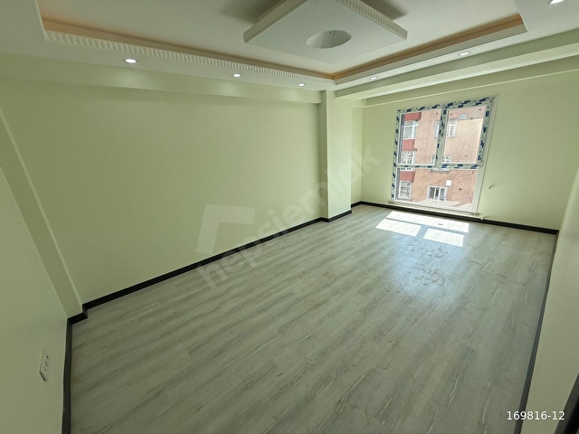 HOMEDAN TRAMVYA KOMŞU SATILIK 2+1 90M² SIFIR ARA KAT DAİRELER!!