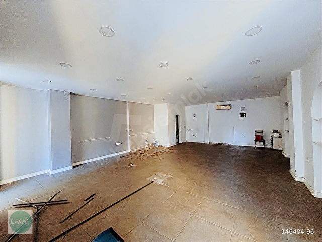 LABRİSTEN ÇAMLI SOKAKTA 120+120 m² GENİŞ KİRALIK DÜKKAN - Görsel 11