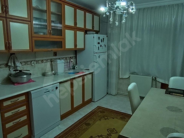 Şehitlik Mahallesi satılık bahçe katı - Görsel 2