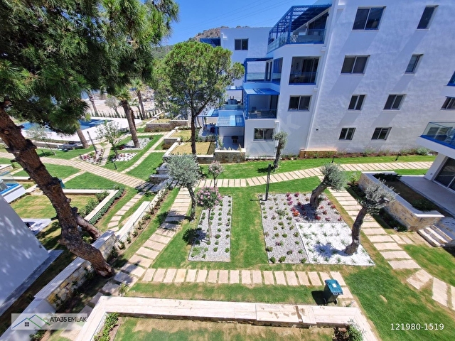 ATA 35 EMLAK  FOÇA PORT DA DENİZ MANZARALI SIFIR DAİRE - Görsel 7