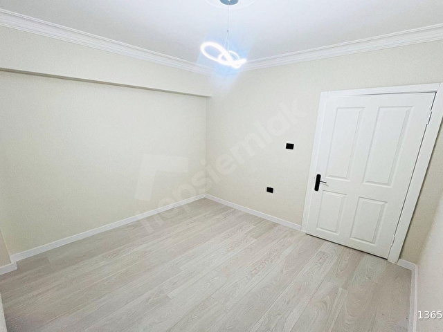 ÇOK ACİLDEN OVACIKDA KAT KONUMUNDA 3+1 YAPILI FIRSAT DAİRESİ - Görsel 18