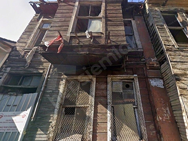 Fatih Cibali Mahallesinde FIRSAT Satılık 2 Katlı Konak !!!!!!!!