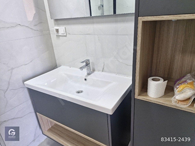 ACİL ACİL  ACİL GÖLGEMAY EMLAKTAN İSTANBUL ESENLER 15  TEMMUZ SATILIK DAİRE  3/1 - Görsel 2