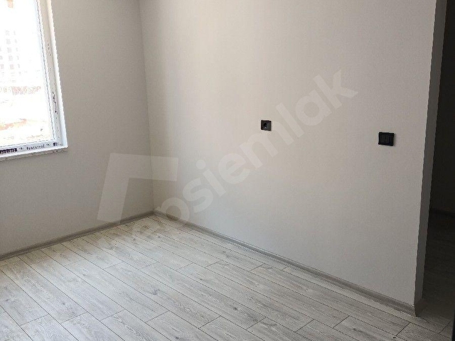 Camikebir mahallesi meydan başı mezarlığı yanı 3+1 arakat kiralık daire - Görsel 3