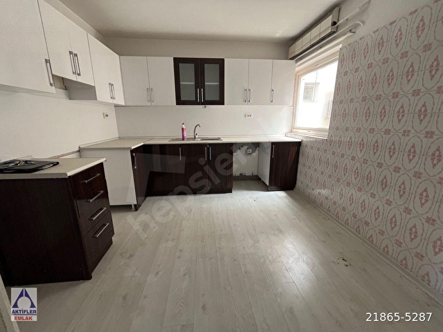 AKTİFLERden Göztepe Yalıda Otoparklı 4+1 Merkezi Yerde Geniş Cepheli Kiracısız ve Katta Tek Daire - Görsel 14