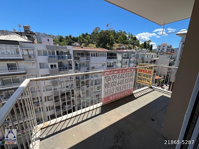 AKTİFLERden Göztepe Yalıda Otoparklı 4+1 Merkezi Yerde Geniş Cepheli Kiracısız ve Katta Tek Daire - Görsel 23