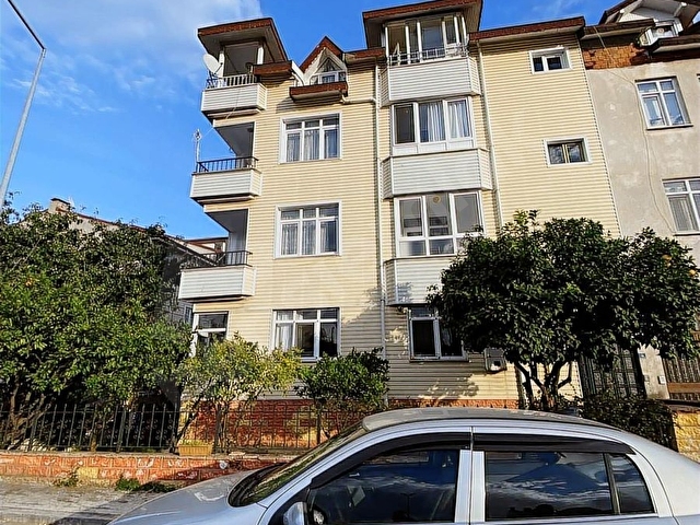 SAFİRDEN AKYAZI MAH. 120m2 3+1 SATILIK DAİRE