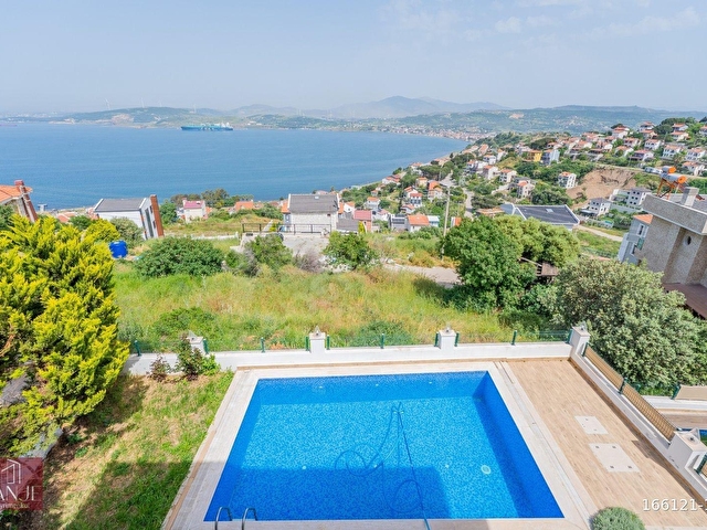 YENİFOÇA PANORAMİK DENİZMANZARALI TAM MÜSTAKİL 4+1 SATILIK VİLLA - Görsel 9
