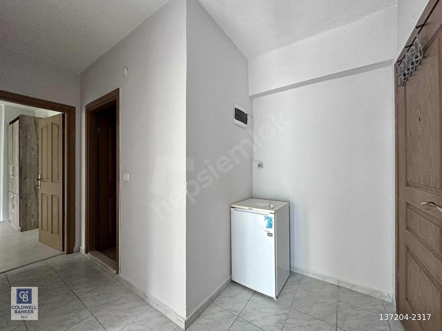 ÇANAKKALE MERKEZİ KONUMDA AYRI MUTFAKLI SATILIK 1+1 DAİRE - Görsel 3