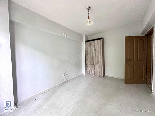 ÇANAKKALE MERKEZİ KONUMDA AYRI MUTFAKLI SATILIK 1+1 DAİRE - Görsel 14